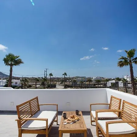 Phoenix Apartment Mykonos Town