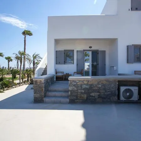 Phoenix Apartment Mykonos Town